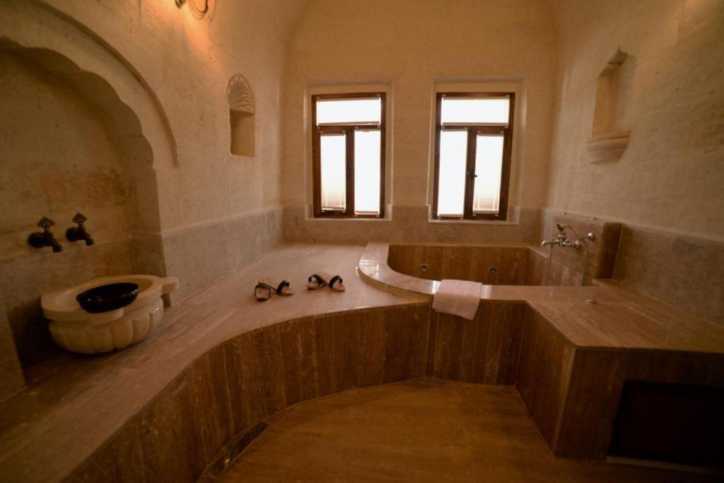 مبيت وإفطار أوروغوبْ La Perla Cave Cappadocia المظهر الخارجي الصورة